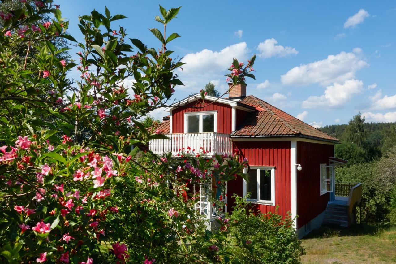 Red Haven Cottage Edsbruk Exterior photo